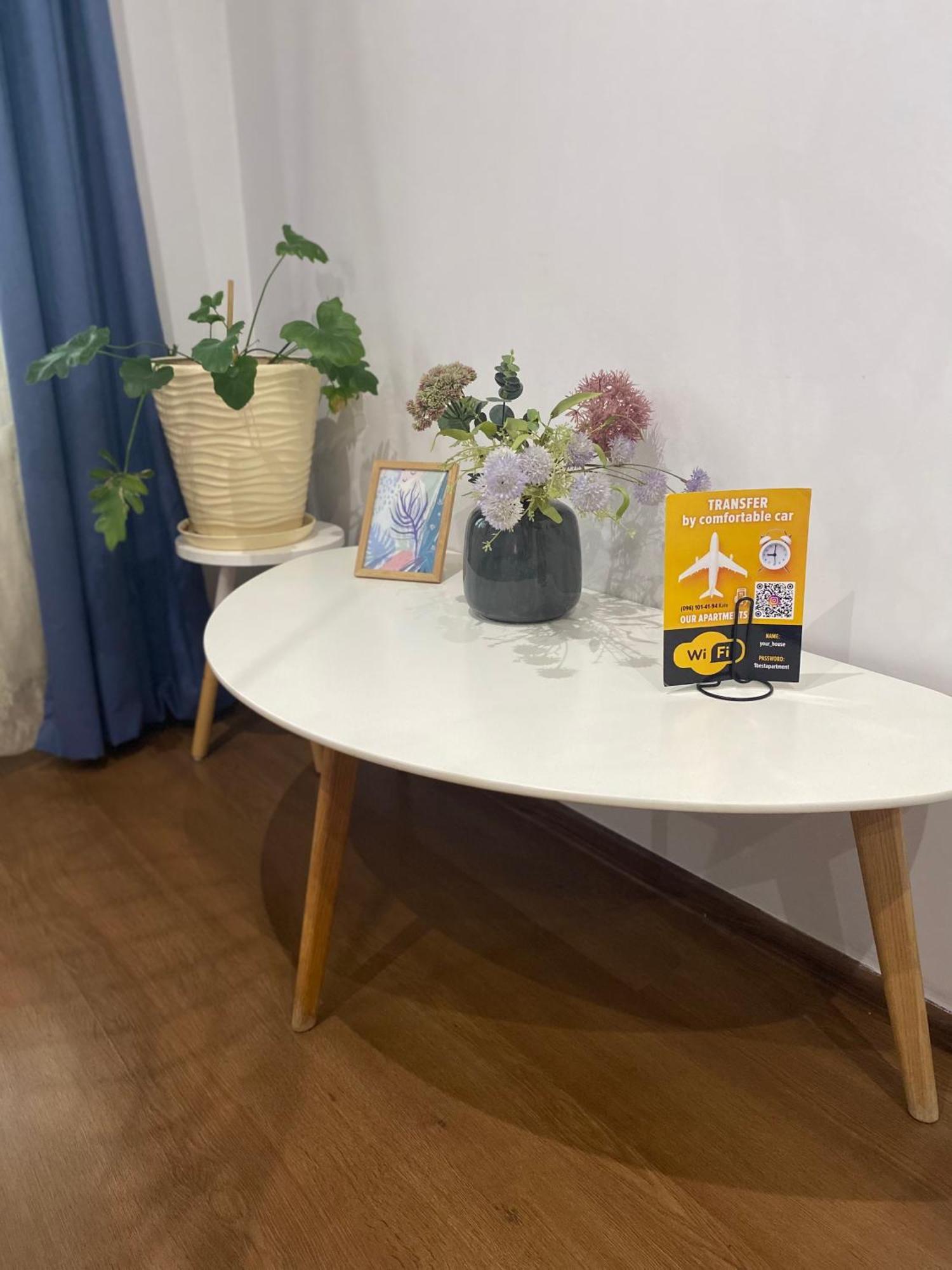 Art Apartment Zhytomyr Ngoại thất bức ảnh